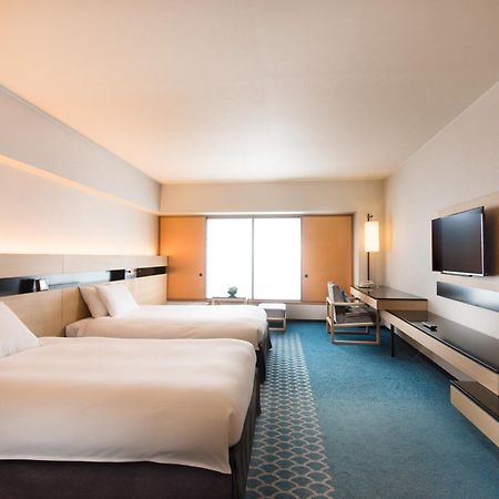 Hilton Tokyo Bay Hotel Urayasu Buitenkant foto